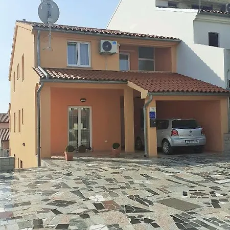Apartment Pranjic Pula Exterior photo